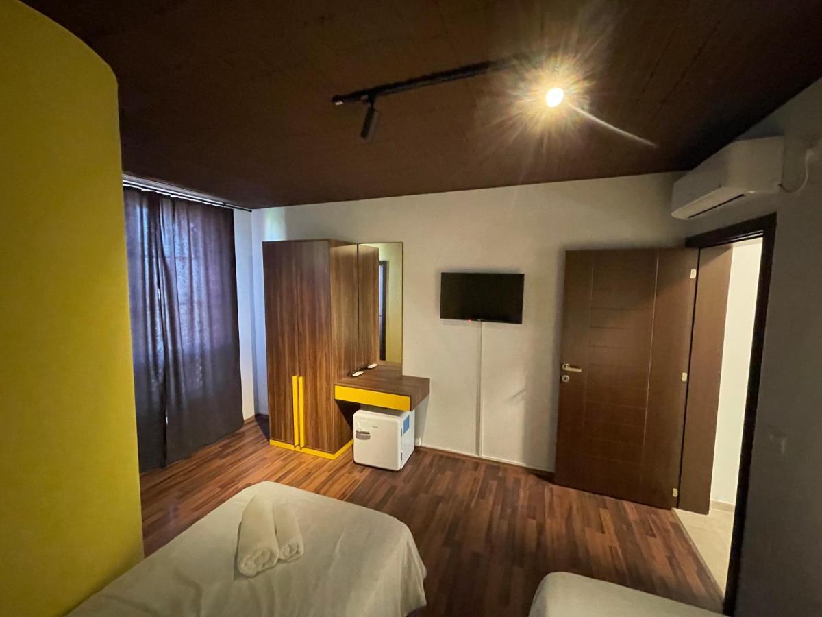 Hotel Hiserra Prizren Exterior photo