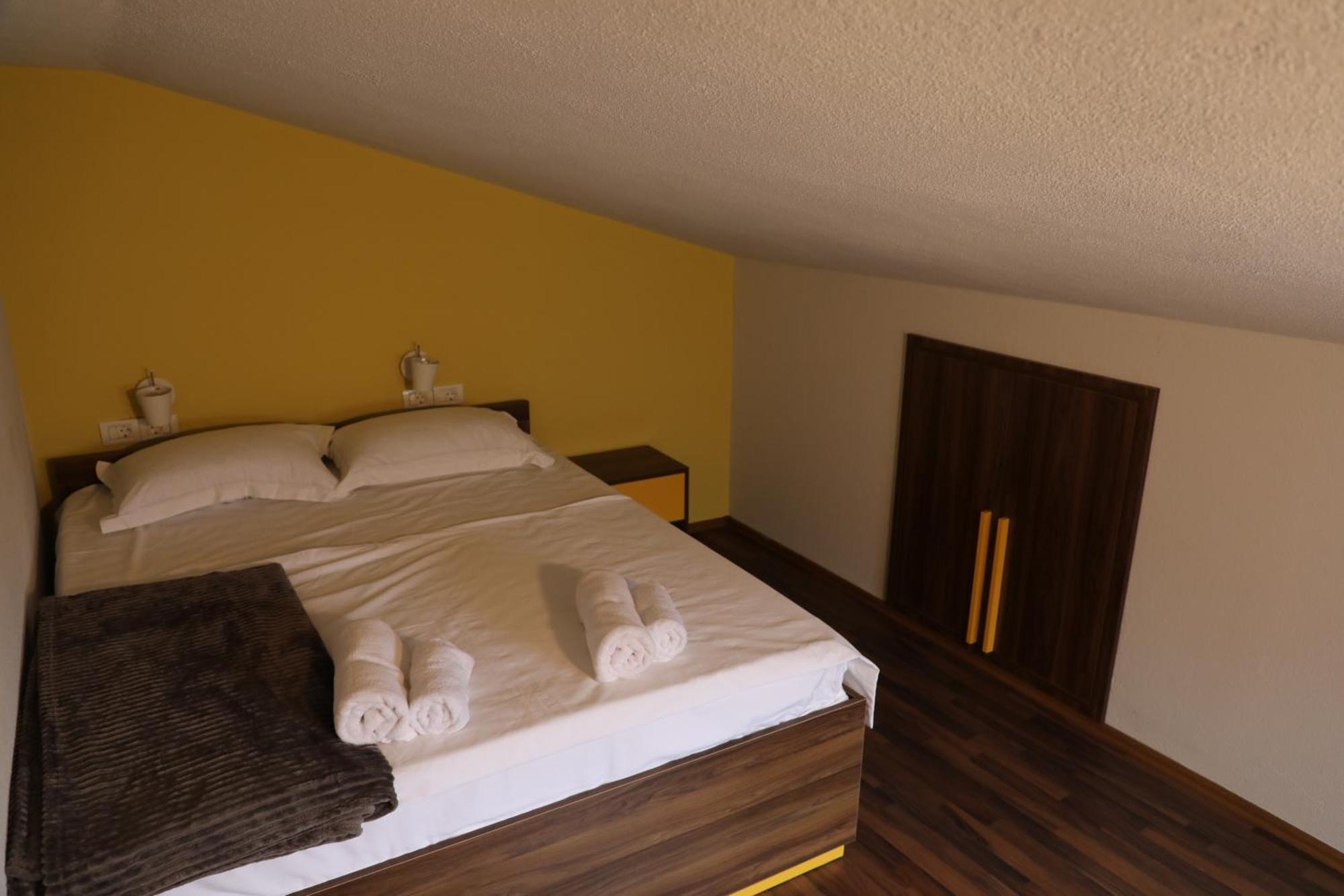 Hotel Hiserra Prizren Exterior photo